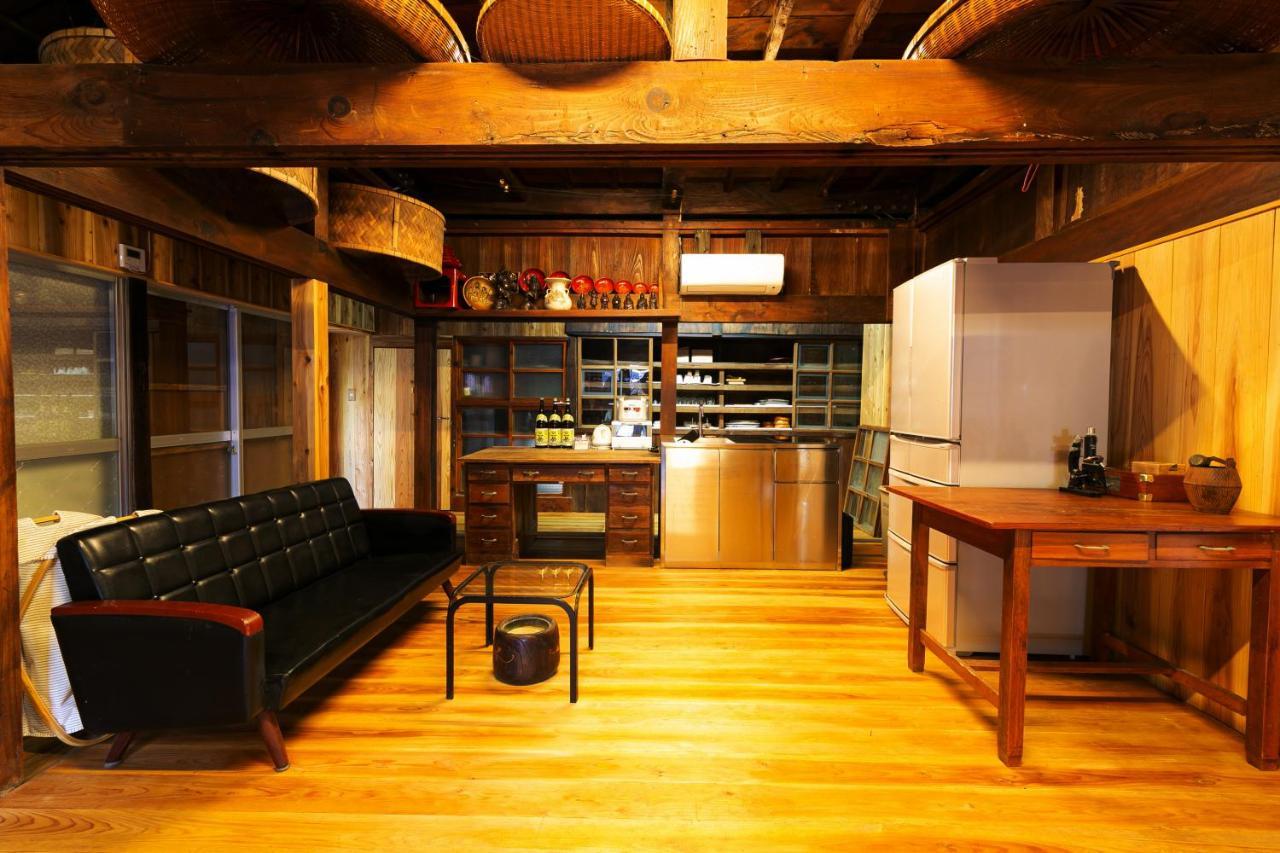 屋久杉楼 七福 Hotel Yakushima  Exterior photo