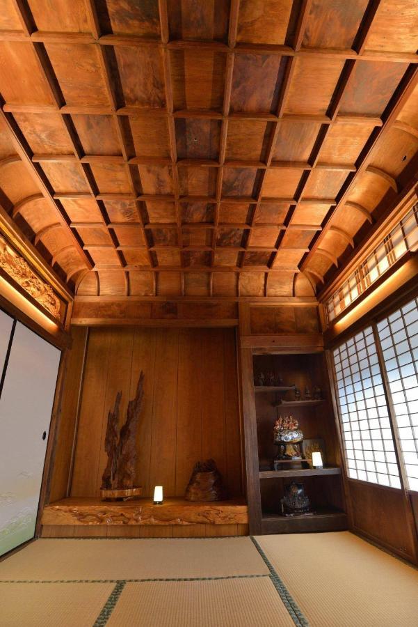 屋久杉楼 七福 Hotel Yakushima  Exterior photo