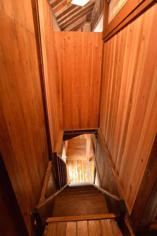 屋久杉楼 七福 Hotel Yakushima  Exterior photo