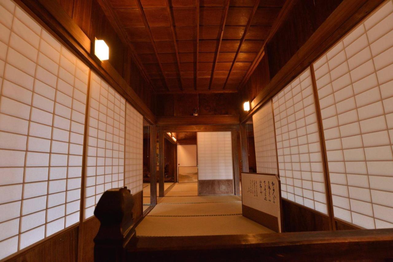 屋久杉楼 七福 Hotel Yakushima  Exterior photo