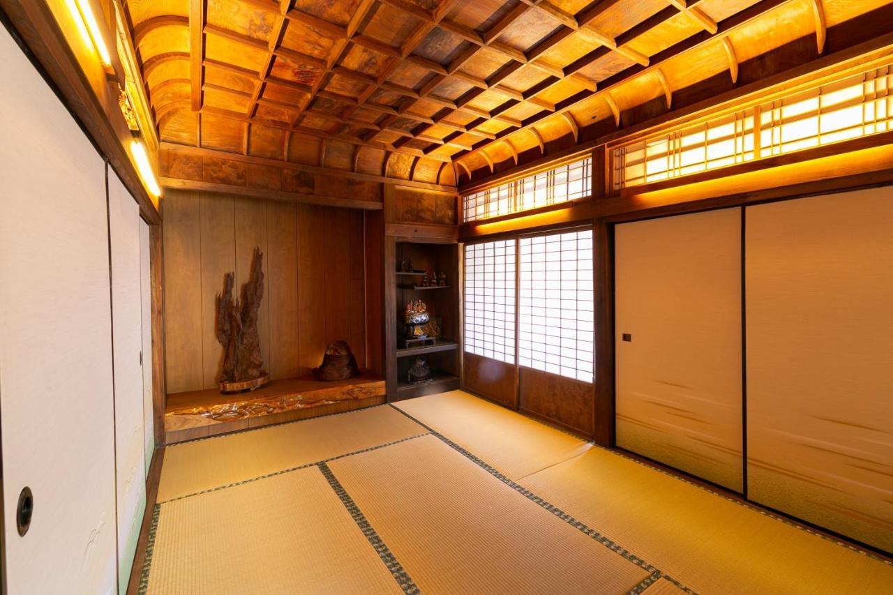 屋久杉楼 七福 Hotel Yakushima  Exterior photo